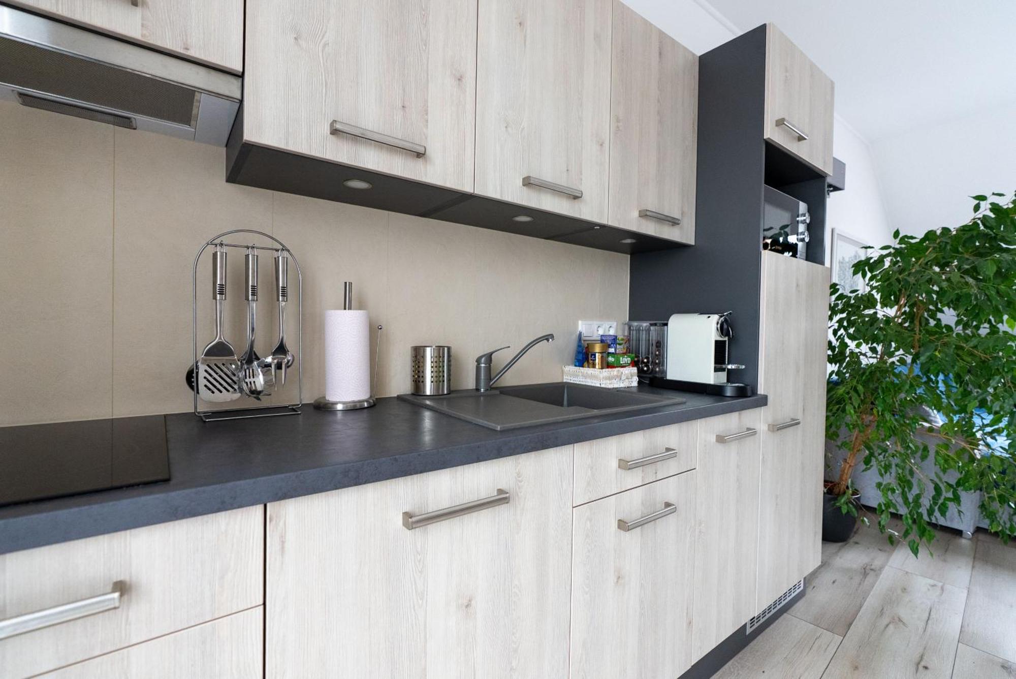 Jókai Apartman Dunafoldvar Bagian luar foto
